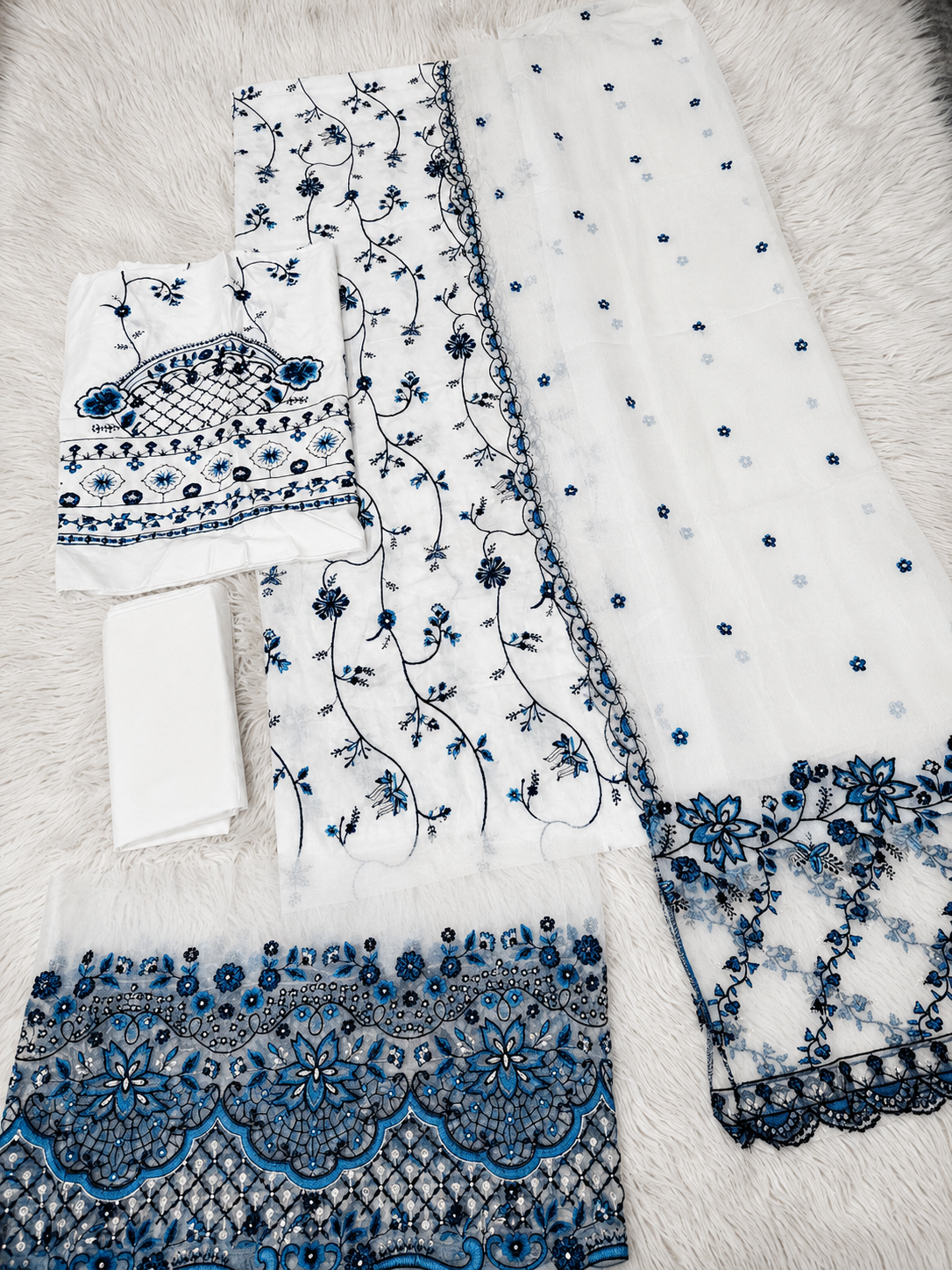 3 PIECE LAWN EMBROIDERED SUIT UNSTITCHED