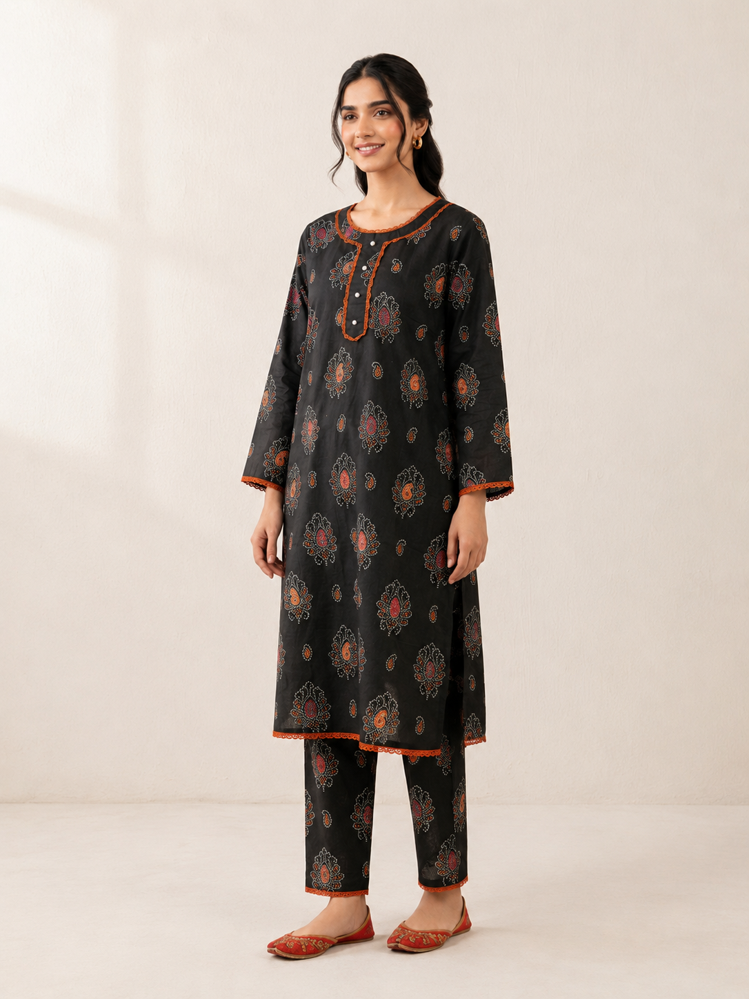 2 PIECE LAWN SUIT STITCHED
