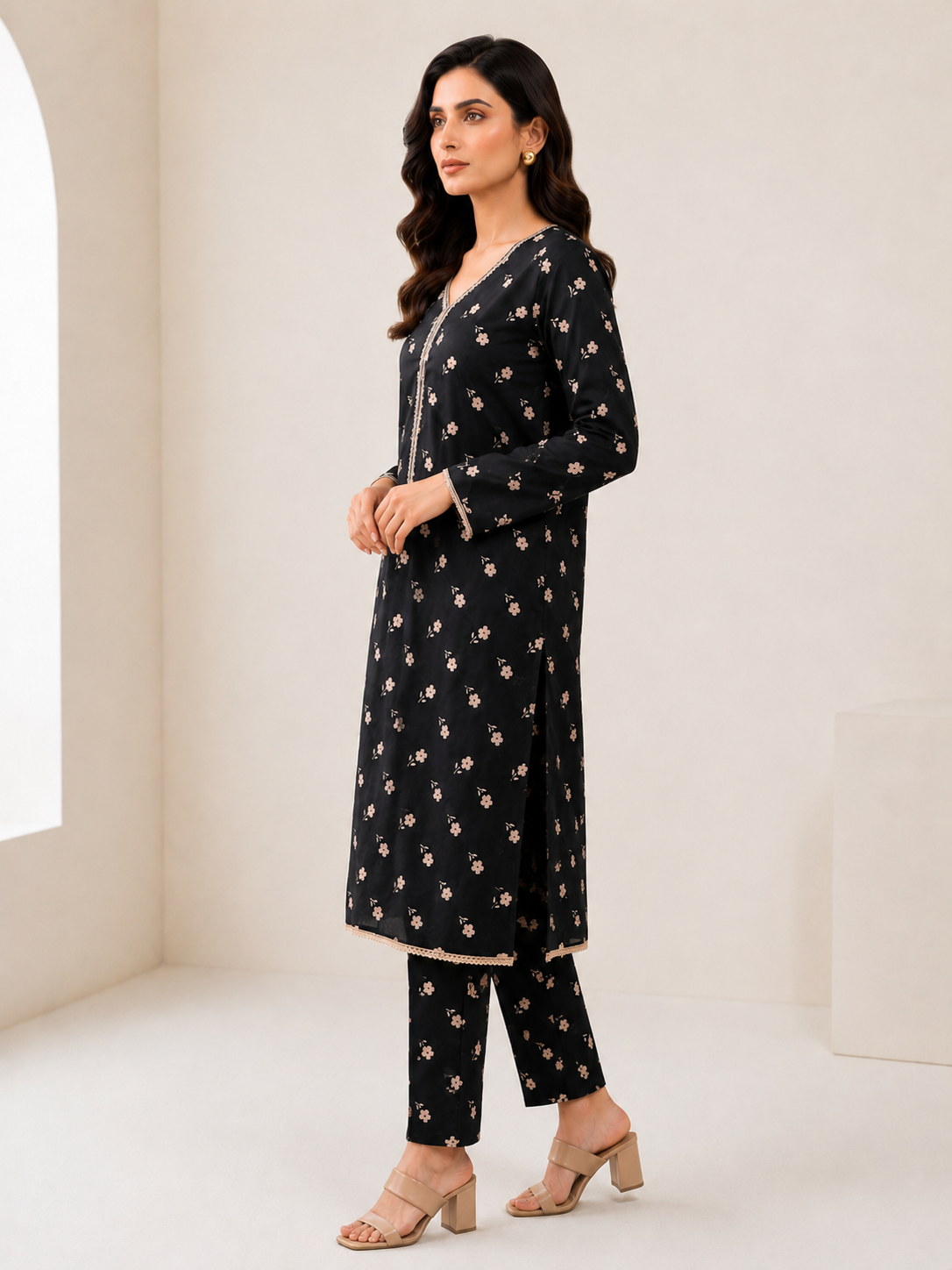 2 PIECE LAWN SUIT STITCHED