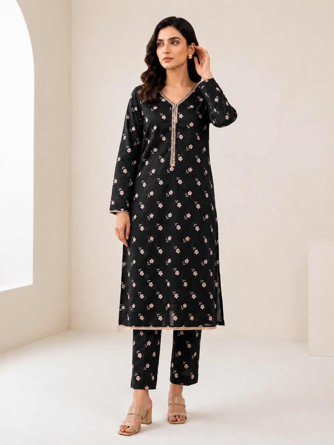 2 PIECE LAWN SUIT STITCHED