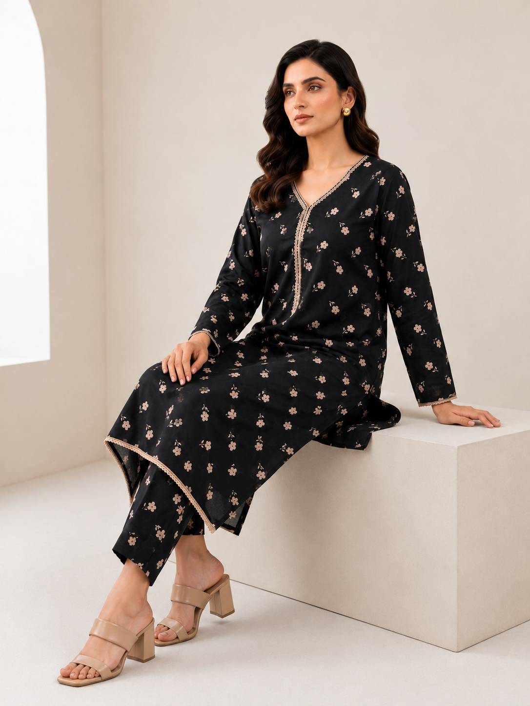 2 PIECE LAWN SUIT STITCHED
